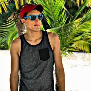 Meet your Posher, Bruce